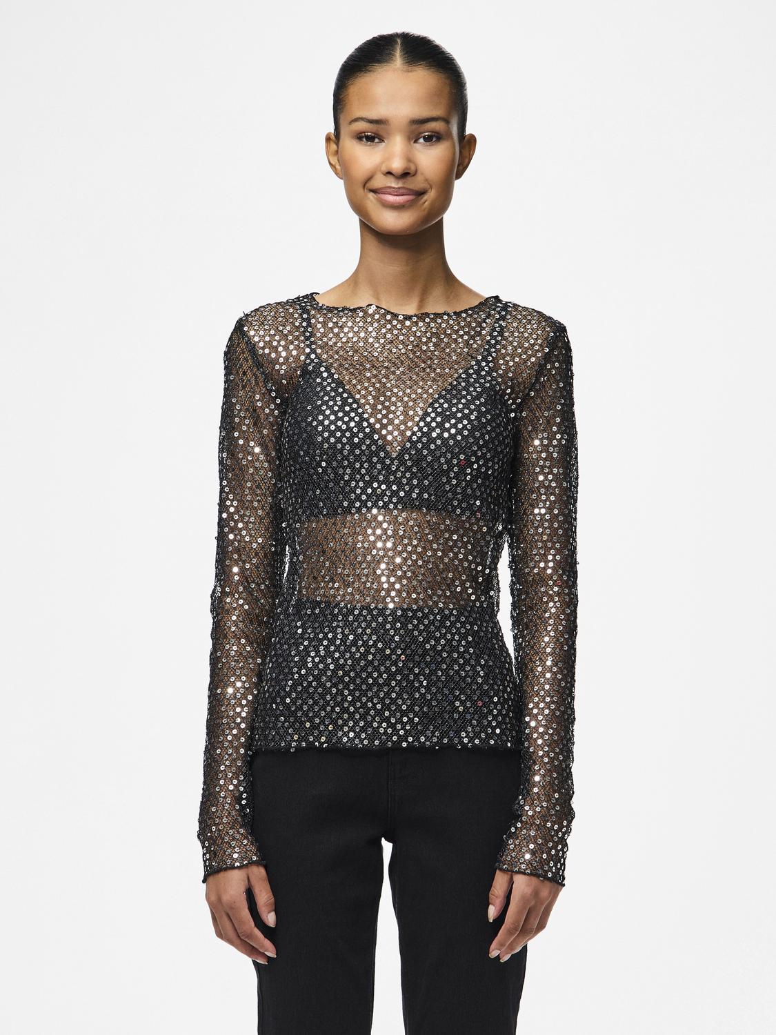 model_shot-front